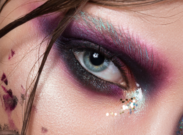 Errores comunes en el maquillaje de ojos para principiantes