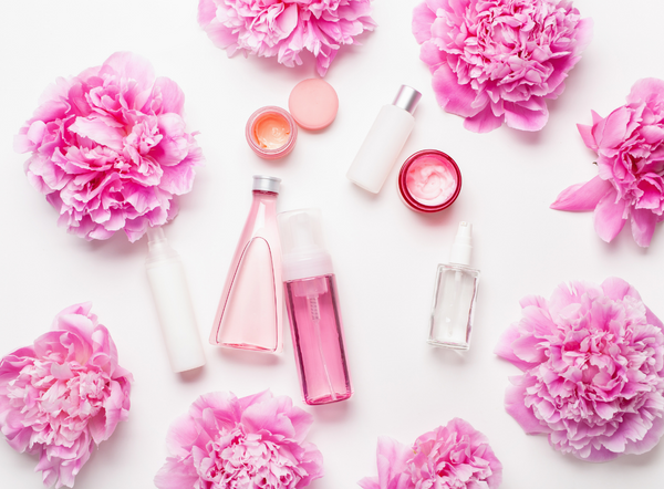¿Cómo aplicar los productos de skincare o cuidado facial?
