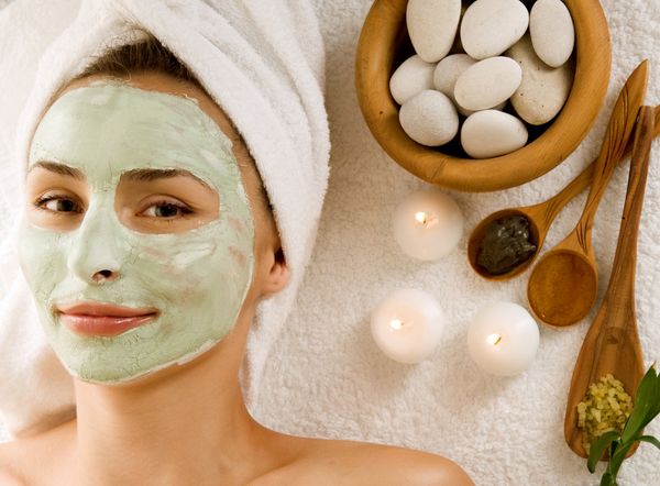 Pasos para realizar una limpieza facial profunda en casa
