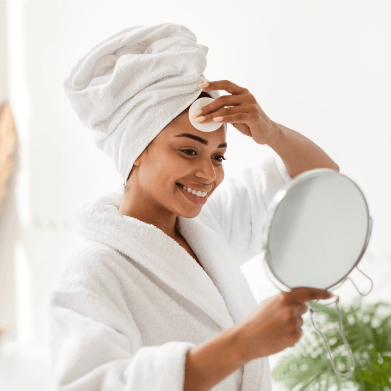 Tónico Micelar de Agua de Rosas 3 en 1 - Lunaurea | Skincare, Maquillaje, Cosméticos